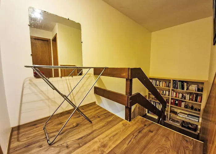 Crans-leman 5 By Interhome 克莱恩 蒙塔纳